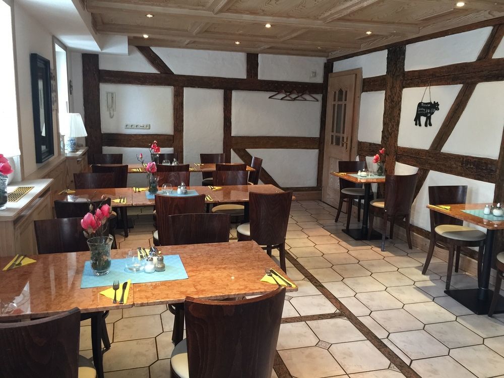 Landgasthof Und Hotel Weisser Lowe Eckental ภายนอก รูปภาพ